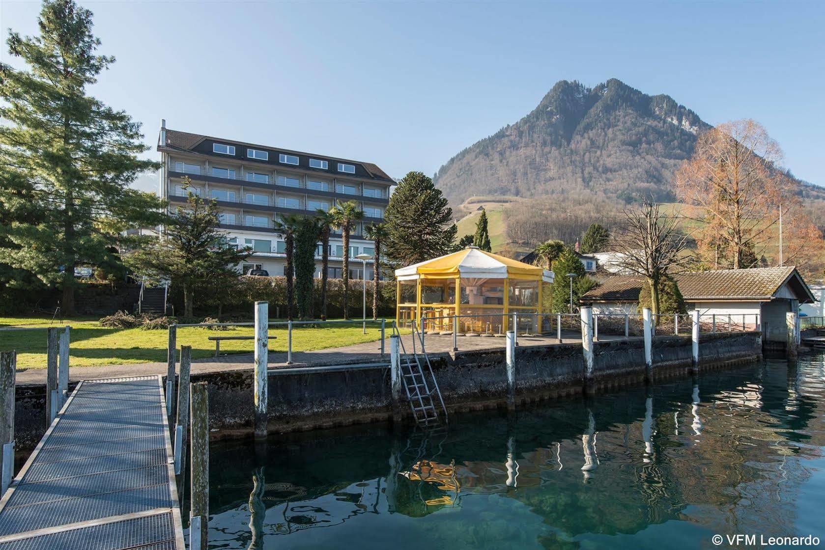 Seehotel Sternen Beckenried Extérieur photo